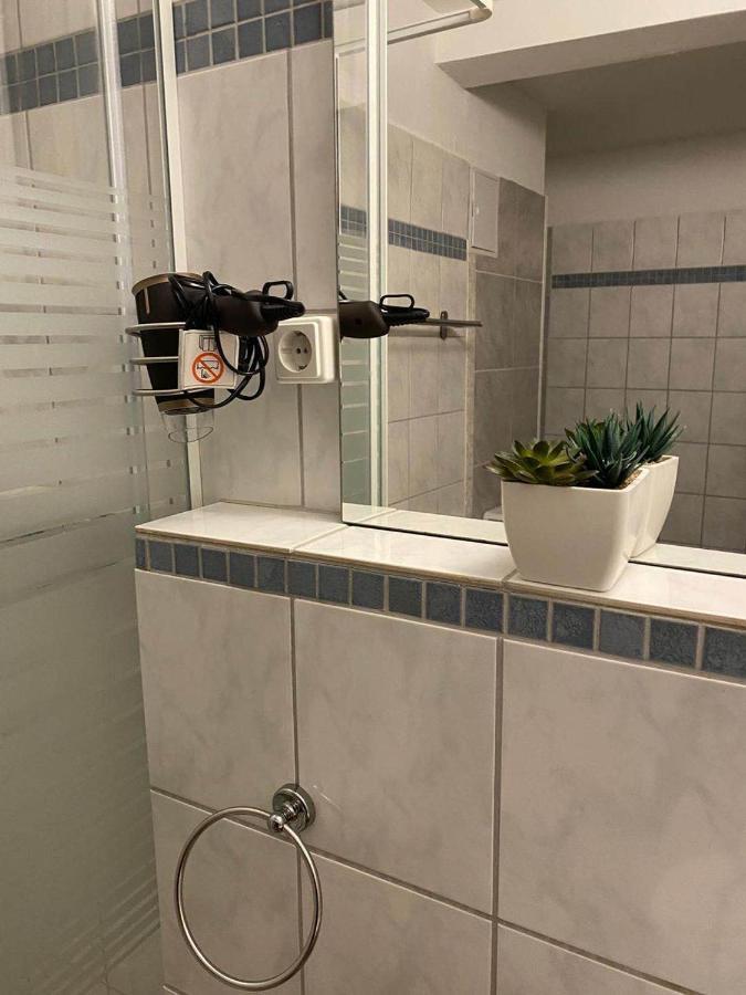 Praktische City Apartments Direkt Am Hauptbahnhof Neumünster Esterno foto