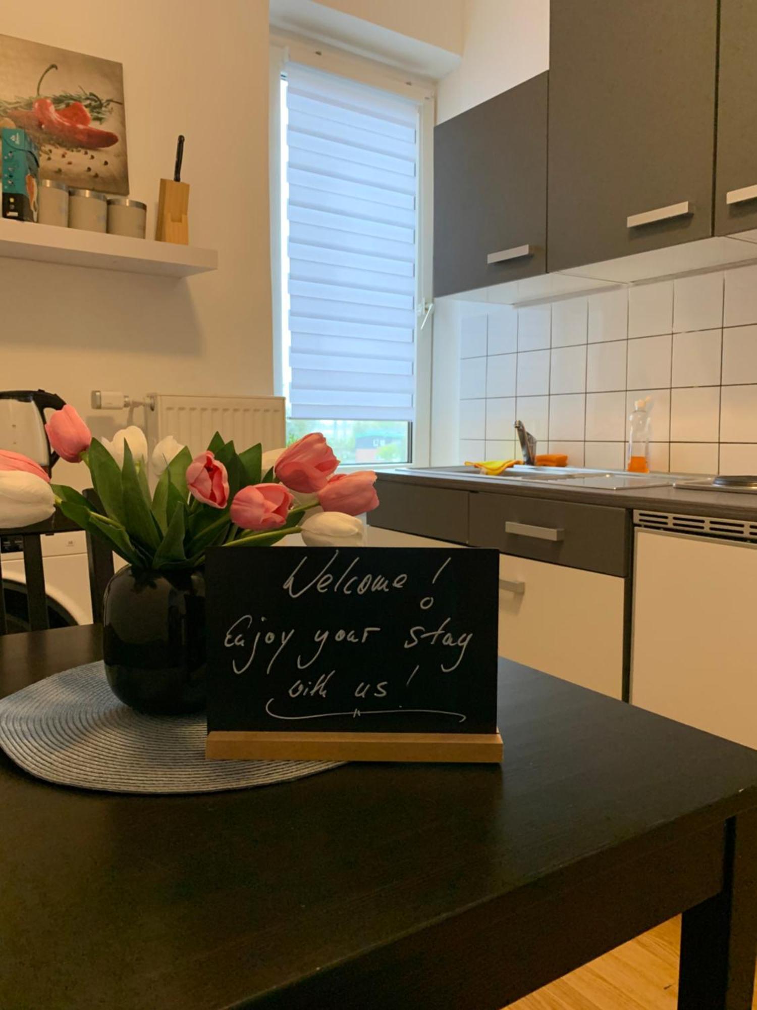 Praktische City Apartments Direkt Am Hauptbahnhof Neumünster Esterno foto