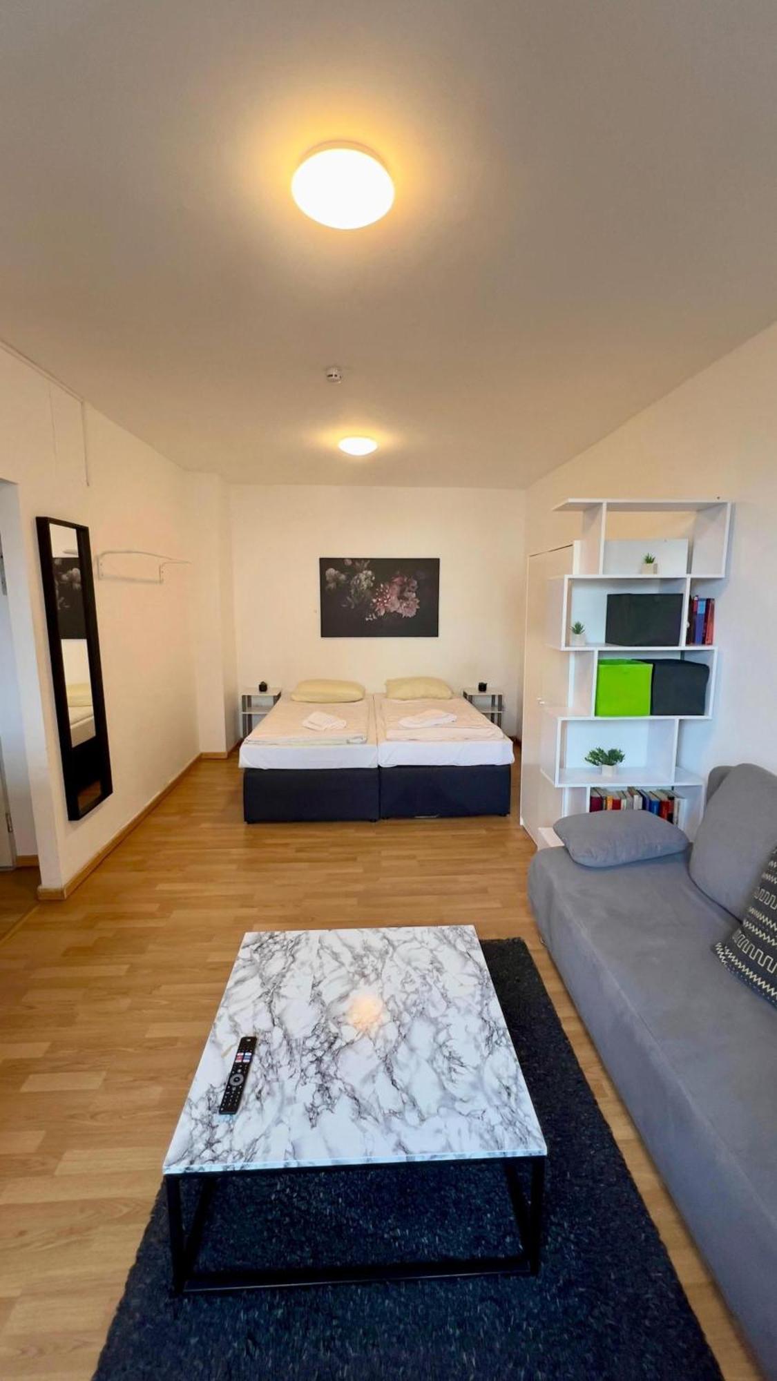 Praktische City Apartments Direkt Am Hauptbahnhof Neumünster Esterno foto