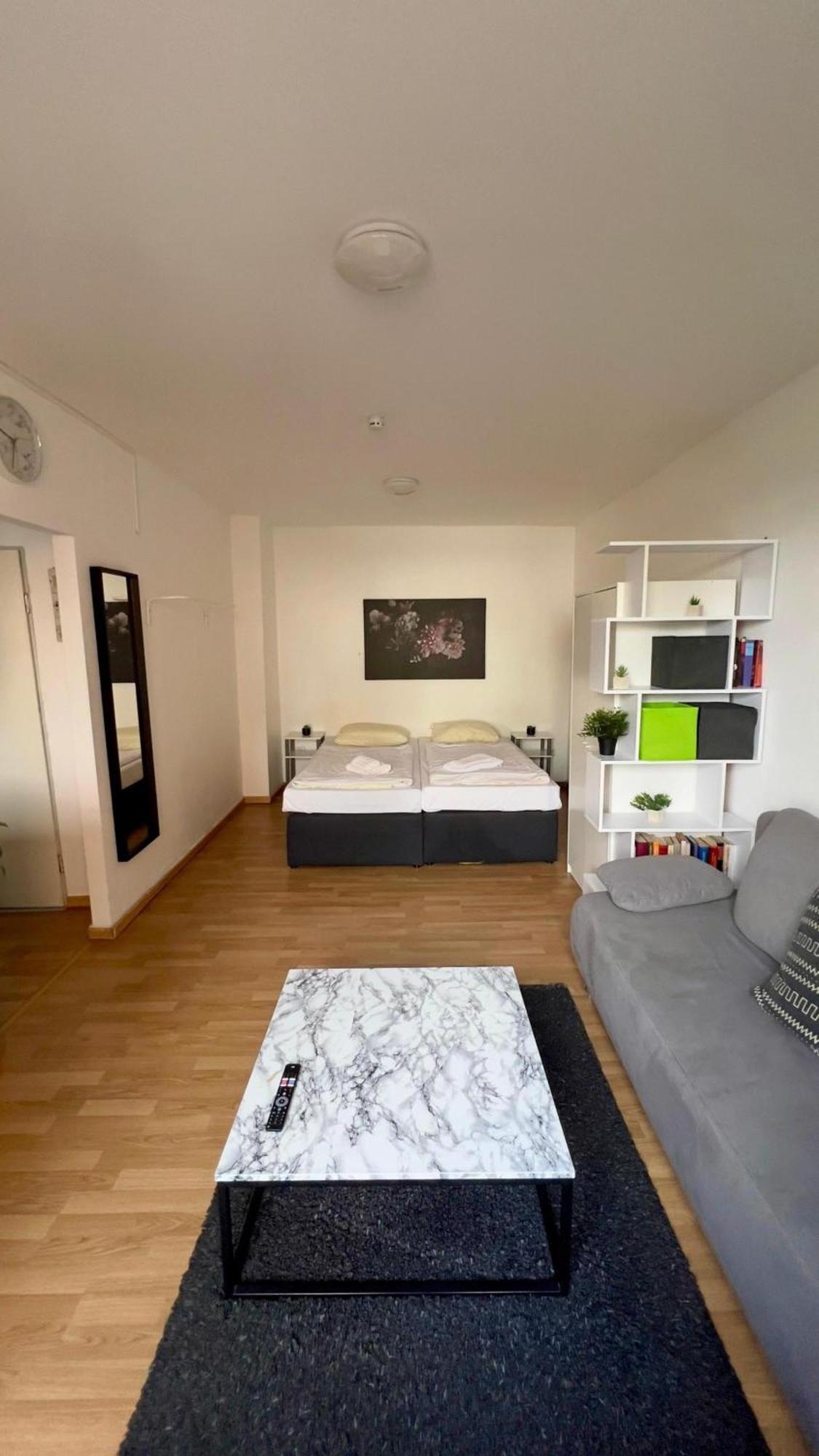 Praktische City Apartments Direkt Am Hauptbahnhof Neumünster Esterno foto