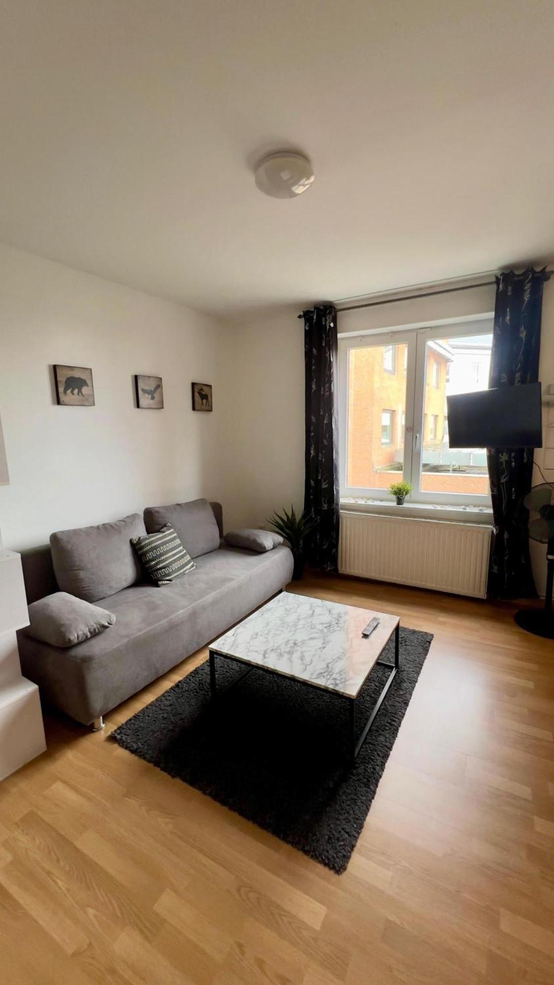 Praktische City Apartments Direkt Am Hauptbahnhof Neumünster Esterno foto